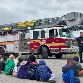 journée des métiers avec un pompier