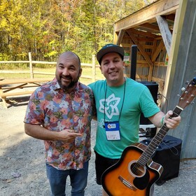 deux employés au centre agro-éducatif